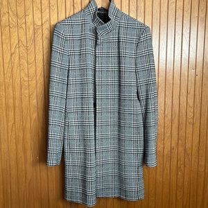 ZARA Men’s black/white plaid Coat. Size M.